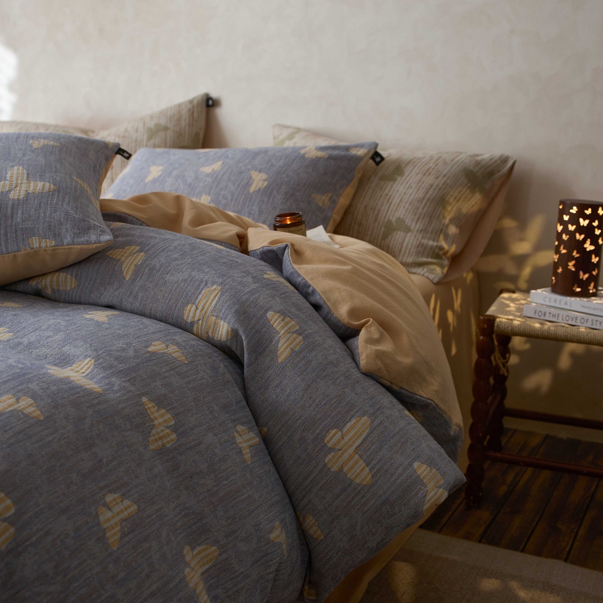 91家纺网 家纺一手货源 找家纺 安莱生活 2025春夏新款空气层色织提花四件套蝴蝶美梦系列 蝴蝶美梦-蓝黄