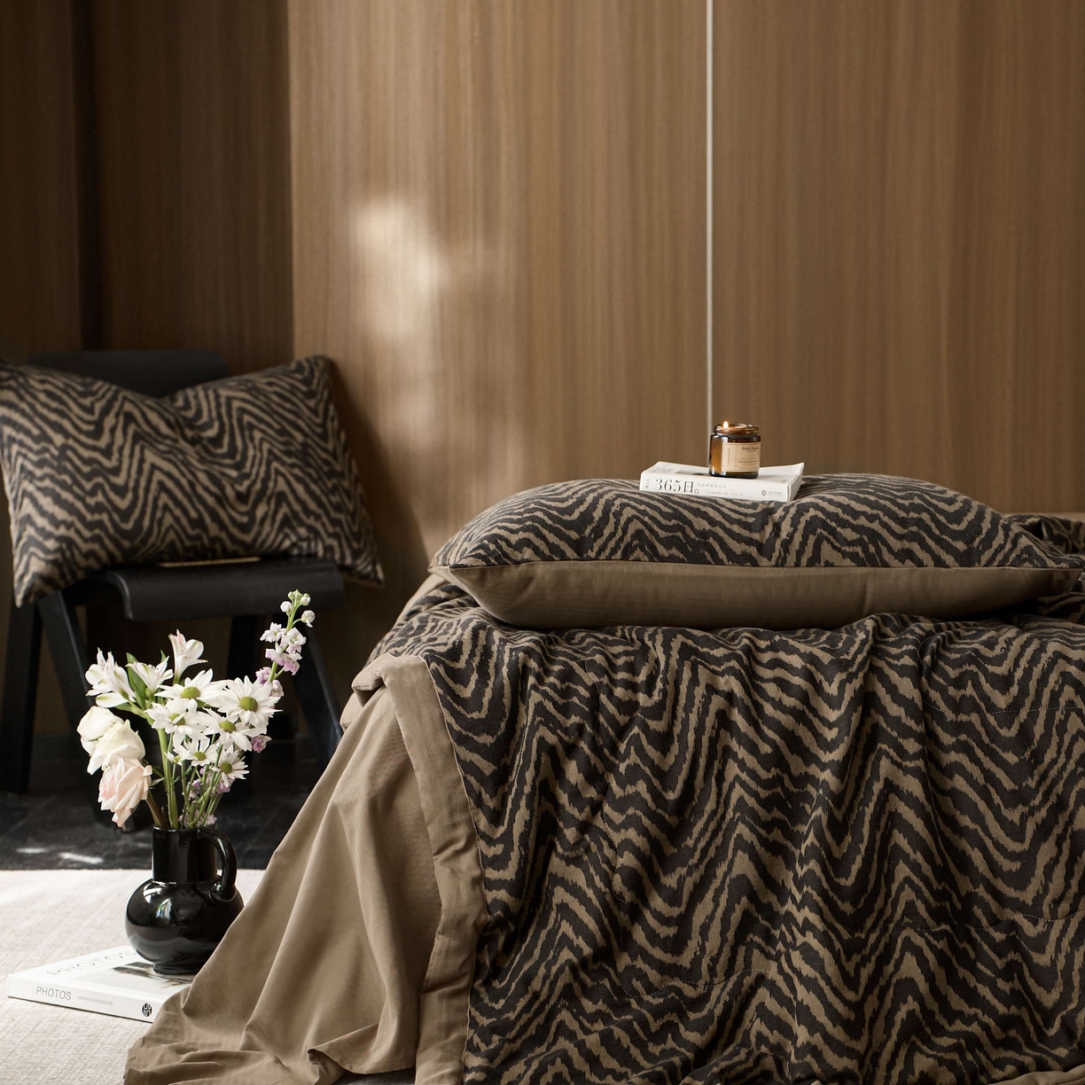 91家纺网 家纺一手货源 找家纺 安莱生活 2025春夏新款40s全棉纯棉色织大提花夏被人字纹系列 尤里