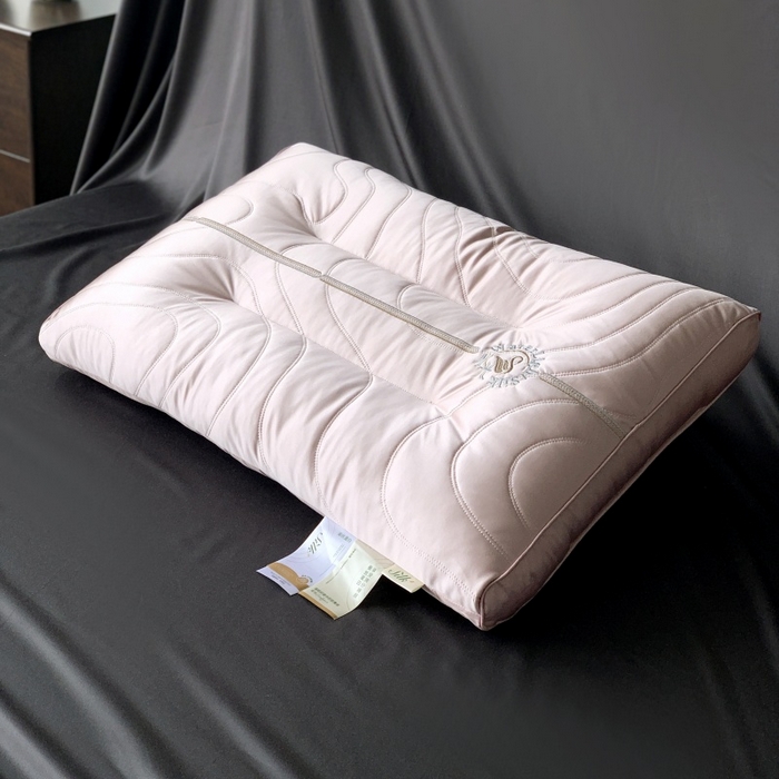 91家纺网 家纺一手货源 找家纺 （总）方回家纺2025新款优雅水光蚕丝复合枕