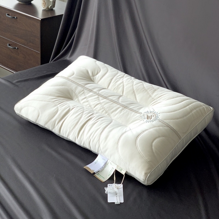 91家纺网 家纺一手货源 找家纺 （总）方回家纺2025新款优雅水光蚕丝复合枕