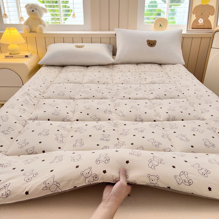 91家纺网 家纺一手货源 找家纺 鑫棉坊2025新款水洗棉印花棉花床垫床褥榻榻米铺底 小熊博士