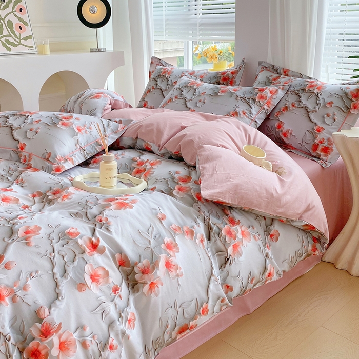 91家纺网 家纺一手货源 找家纺 星期三家纺 2025年7月新款铂金全棉纯棉13372四件套 卢浮梦