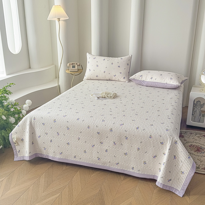 91家纺网 家纺一手货源 找家纺 橘夏家纺 2025春夏新款莱赛尔天丝棉床盖单床盖床盖单件--稀疏小花 清新小玫瑰-薰衣紫