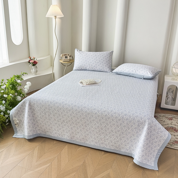 橘夏家纺 2025新款A类莱赛尔天丝棉印花床盖-自然丛林 小叶女贞-天蓝