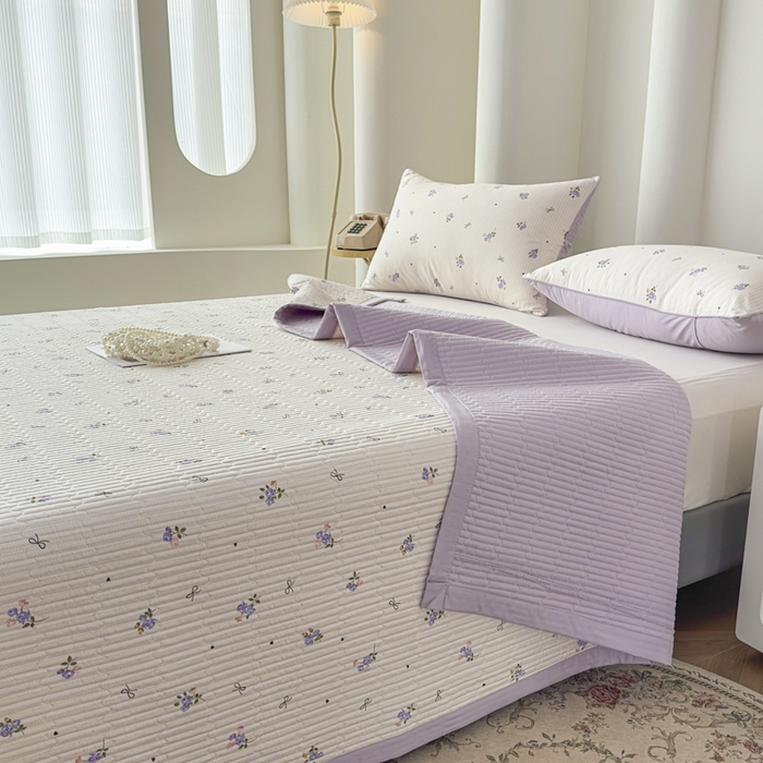 恒尚居 2025新款A类莱赛尔天丝棉印花床盖-稀疏小花 清新小玫瑰-薰衣紫