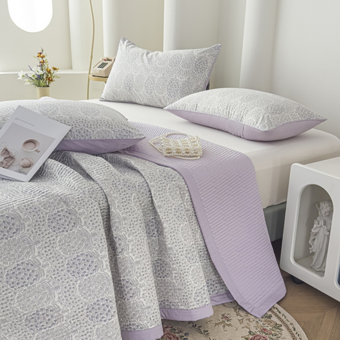 91家纺网 家纺一手货源 找家纺 恒尚居 2025新款A类莱赛尔天丝棉印花床盖-自然丛林 铃兰花园-薰衣紫