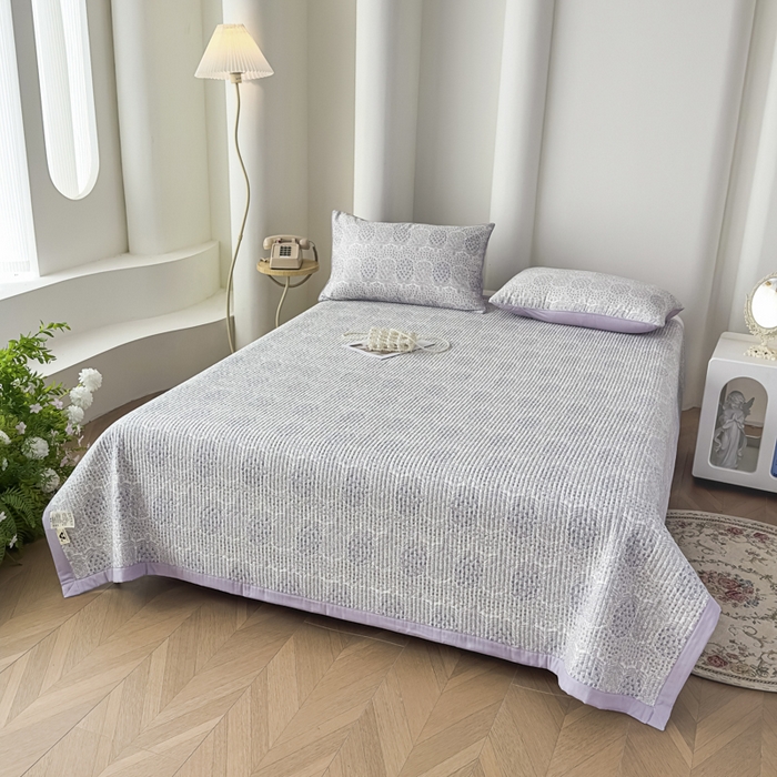 91家纺网 家纺一手货源 找家纺 恒尚居 2025新款A类莱赛尔天丝棉印花床盖-自然丛林 铃兰花园-薰衣紫