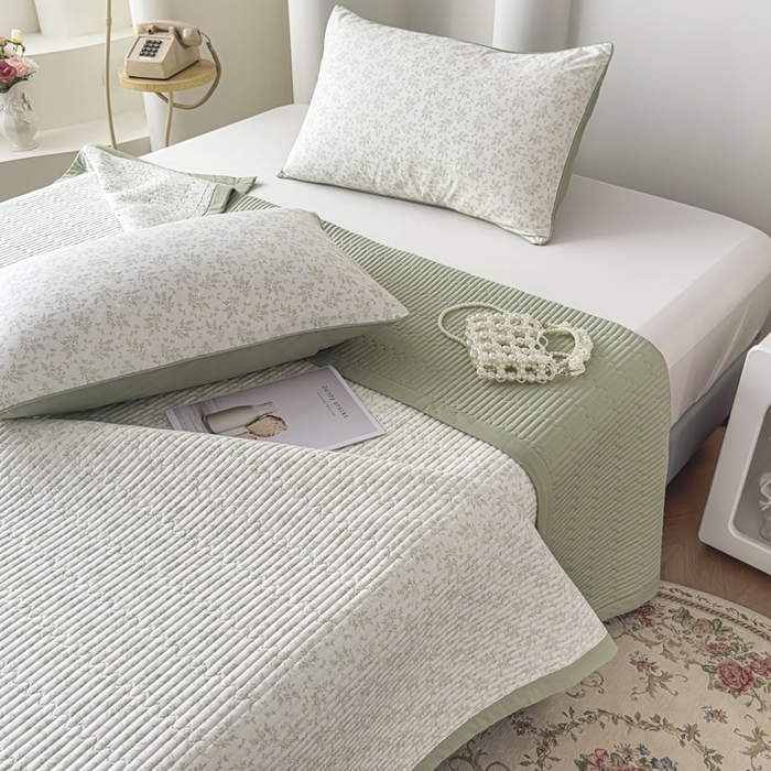 91家纺网 家纺一手货源 找家纺 恒尚居 2025新款A类莱赛尔天丝棉印花床盖-自然丛林 小叶女贞-绿意