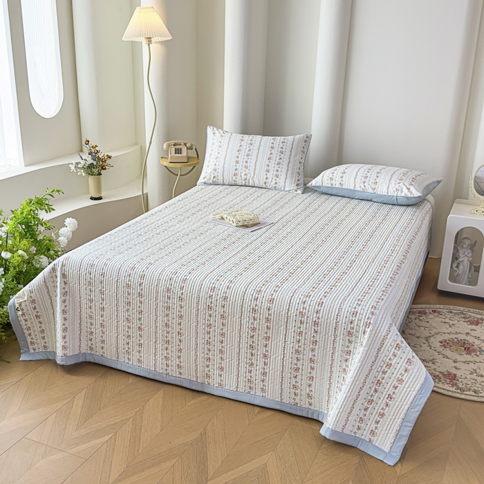 91家纺网 家纺一手货源 找家纺 恒尚居 2025新款A类莱赛尔天丝棉印花床盖-自由几何 自由小玫瑰-天蓝