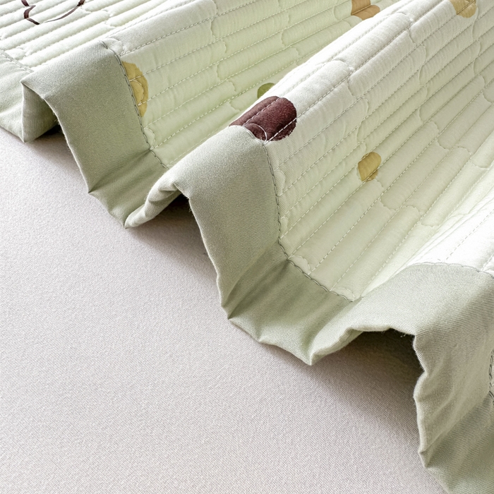 91家纺网 家纺一手货源 找家纺 恒尚居 2025新款A类莱赛尔天丝棉印花床盖-自由几何 心爱小圆点-绿意