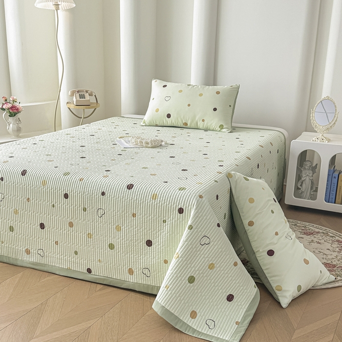 91家纺网 家纺一手货源 找家纺 恒尚居 2025新款A类莱赛尔天丝棉印花床盖-自由几何 心爱小圆点-绿意