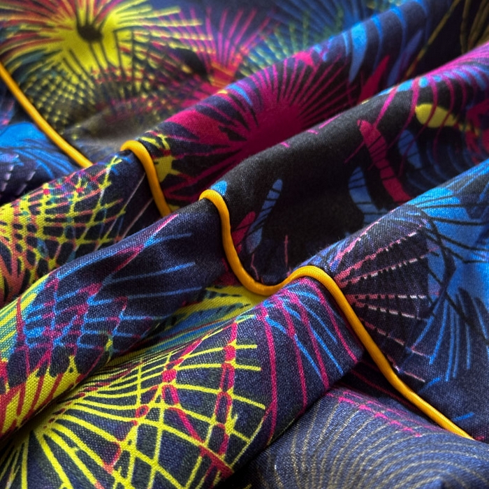 91家纺网 家纺一手货源 找家纺 雨田家纺 2025新款亲肤印花床裙三件套系列 五彩缤纷