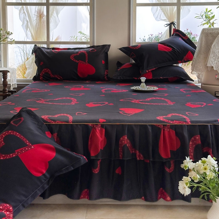 91家纺网 家纺一手货源 找家纺 雨田家纺 2025新款亲肤印花床裙三件套系列 心心相惜