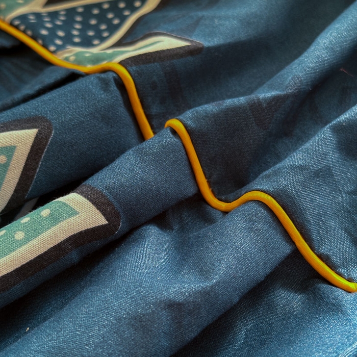 91家纺网 家纺一手货源 找家纺 雨田家纺 2025新款亲肤印花床裙三件套系列 优雅绽放