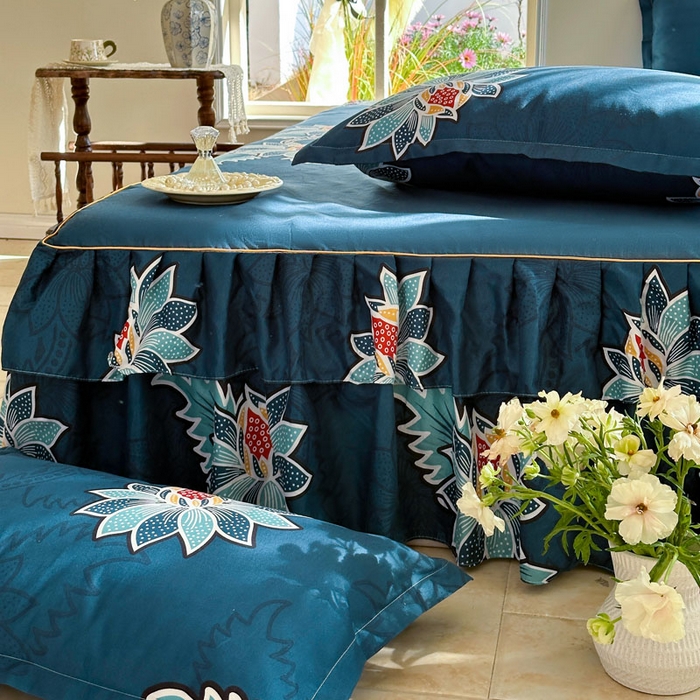 91家纺网 家纺一手货源 找家纺 雨田家纺 2025新款亲肤印花床裙三件套系列 优雅绽放