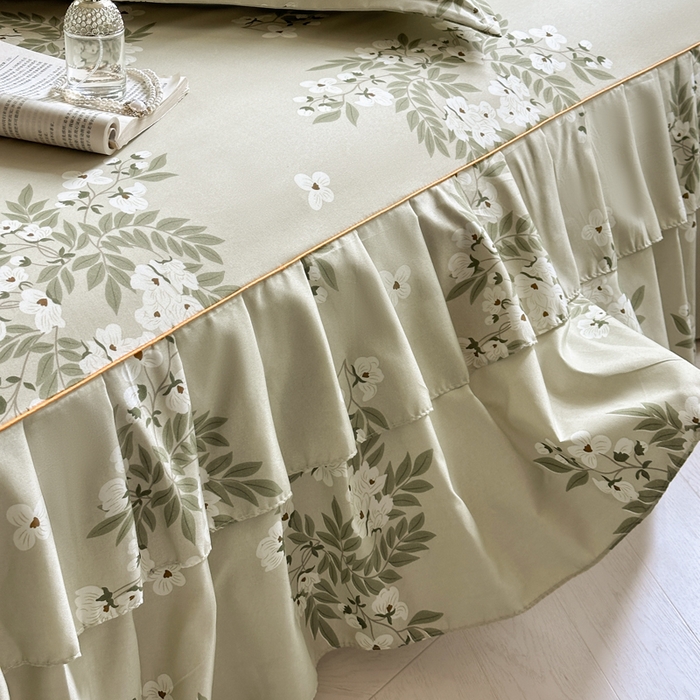 91家纺网 家纺一手货源 找家纺 雨田家纺 2025新款柔软亲肤印花系列床裙单件单床裙 茉莉飘雪