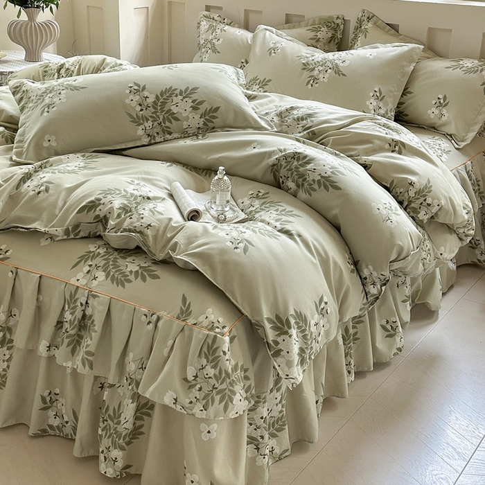 91家纺网 家纺一手货源 找家纺 雨田家纺 2025新款柔软亲肤印花床裙四件套 茉莉飘雪