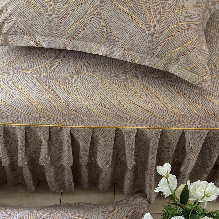 91家纺网 家纺一手货源 找家纺 雨田家纺 2025新款亲肤棉印花床裙四件套-系列一 千山万水棕