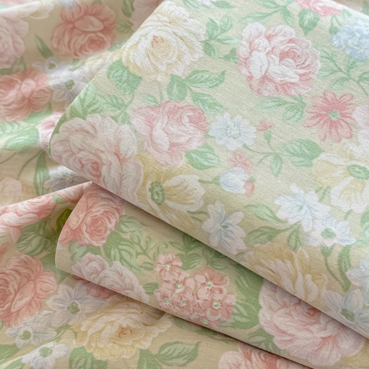 91家纺网 家纺一手货源 找家纺 壹贝家纺 2025新款小清新全棉纯棉印花系列-单床单 玫瑰的故事