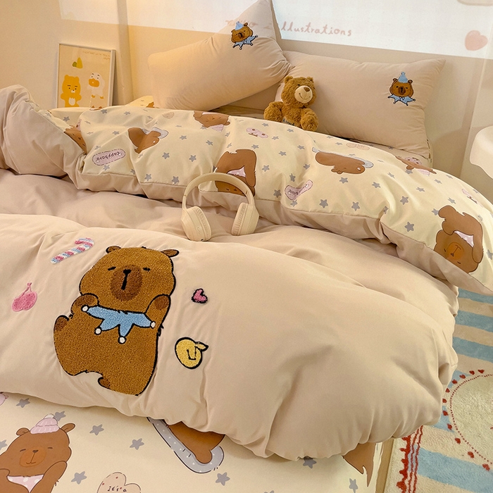 云木里 2025新款云朵棉毛巾绣印花四件套 卡皮巴拉