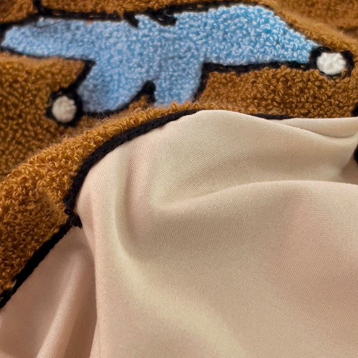 91家纺网 家纺一手货源 找家纺 云木里 2025新款云朵棉毛巾绣印花四件套 卡皮巴拉