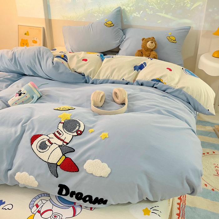 云木里 2025新款云朵棉毛巾绣印花四件套 奇妙宇航员