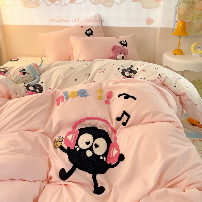 91家纺网 家纺一手货源 找家纺 云木里 2025新款云朵棉毛巾绣印花四件套 音乐煤球