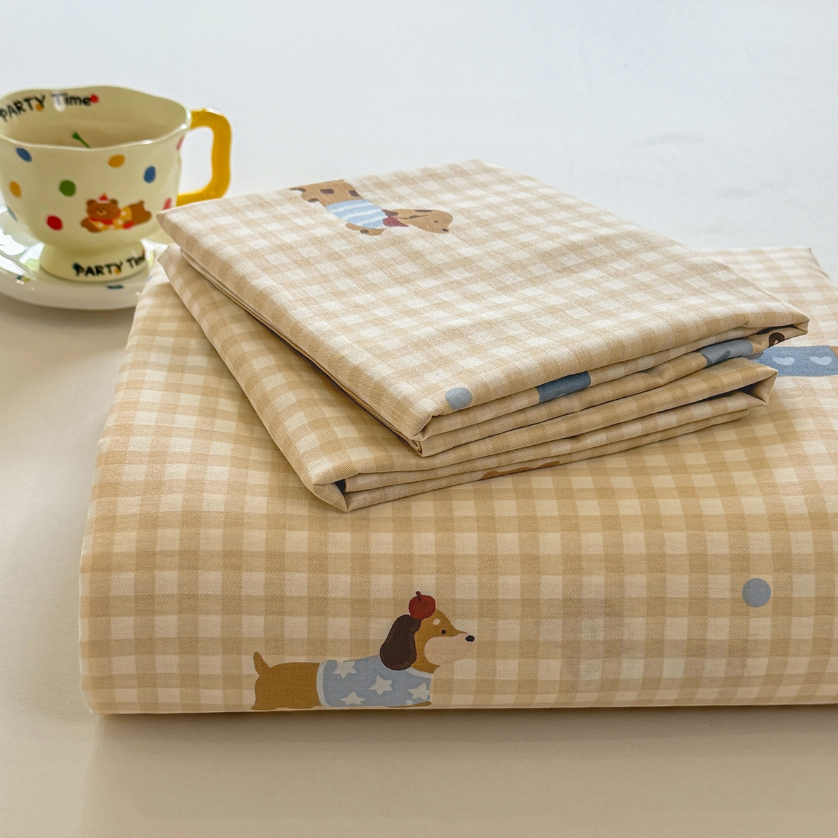 91家纺网 家纺一手货源 找家纺 壹贝家纺 2025新款小清新全棉纯棉印花系列-单床单(喷气工艺)(高品质)(花型持续更新)(接受各种预定尺寸) 俏皮狗