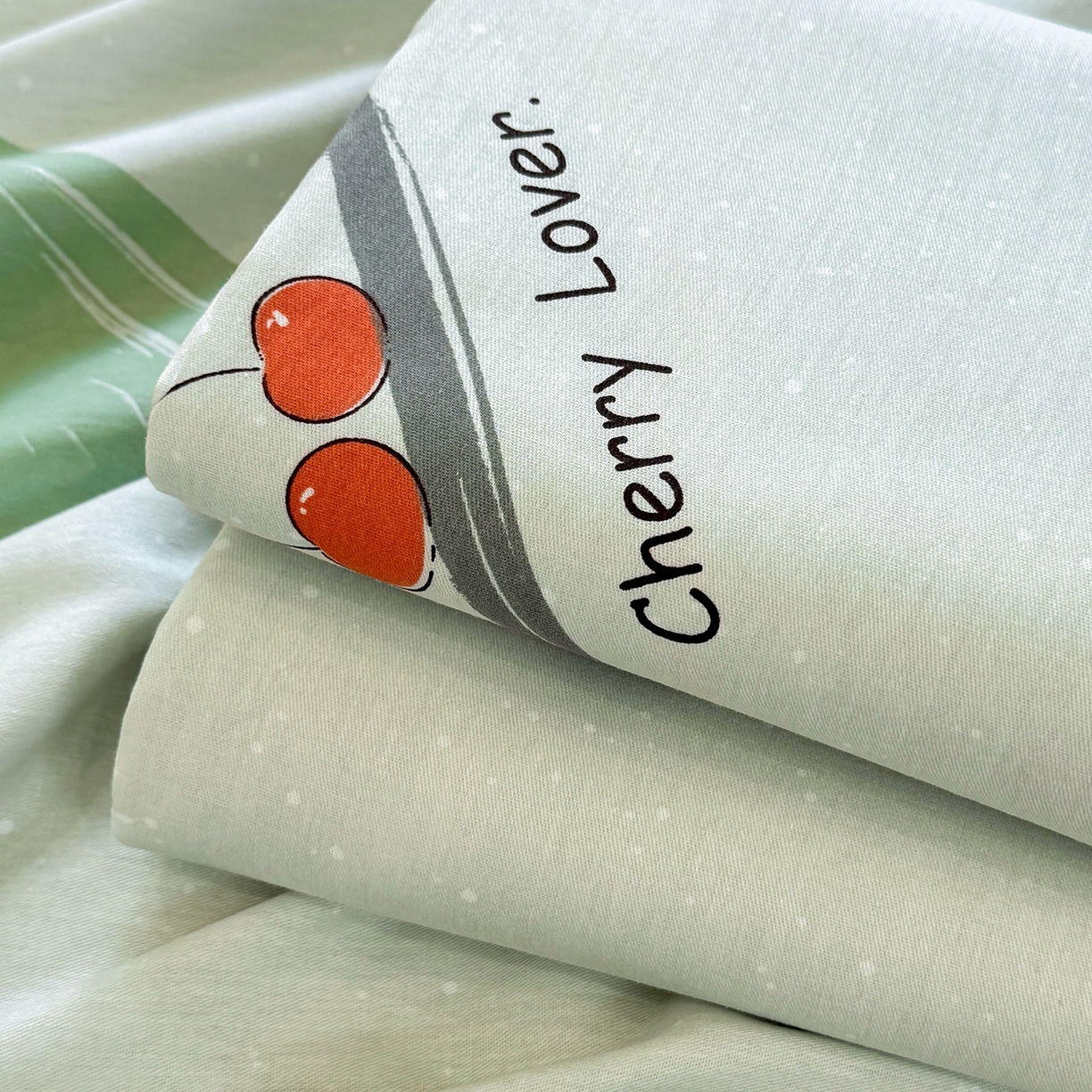 91家纺网 家纺一手货源 找家纺 壹贝家纺 2025新款小清新全棉纯棉印花系列-单床单(喷气工艺)(高品质)(花型持续更新)(接受各种预定尺寸) 小可布丁