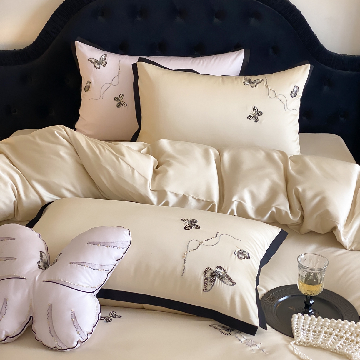 91家纺网 家纺一手货源 找家纺 （总）佳汐蓝家纺 2025春夏新款天丝棉刺绣四件套-蕾丝幻影