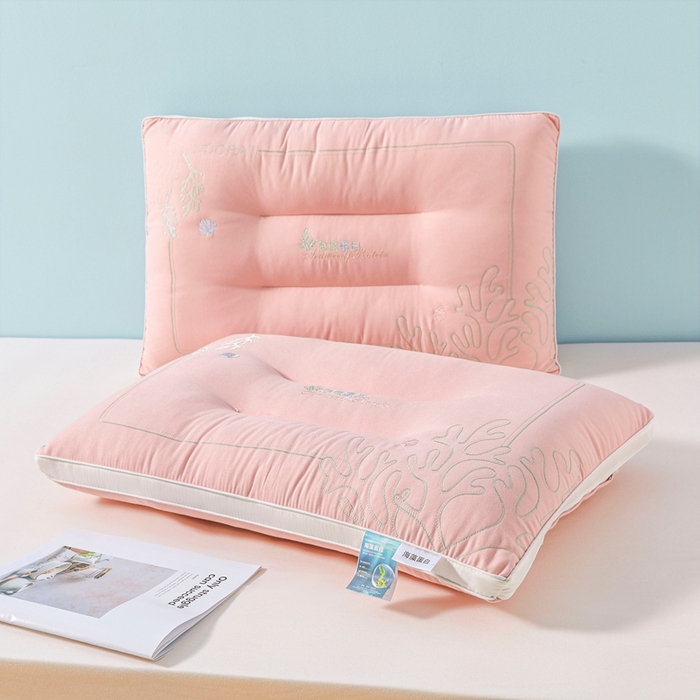 91家纺网 家纺一手货源 找家纺 橘夏家纺 2025新款刺绣款超柔软枕头枕芯家用单个成人护颈椎助深度睡眠枕头枕芯 粉玉 48x74cm/只