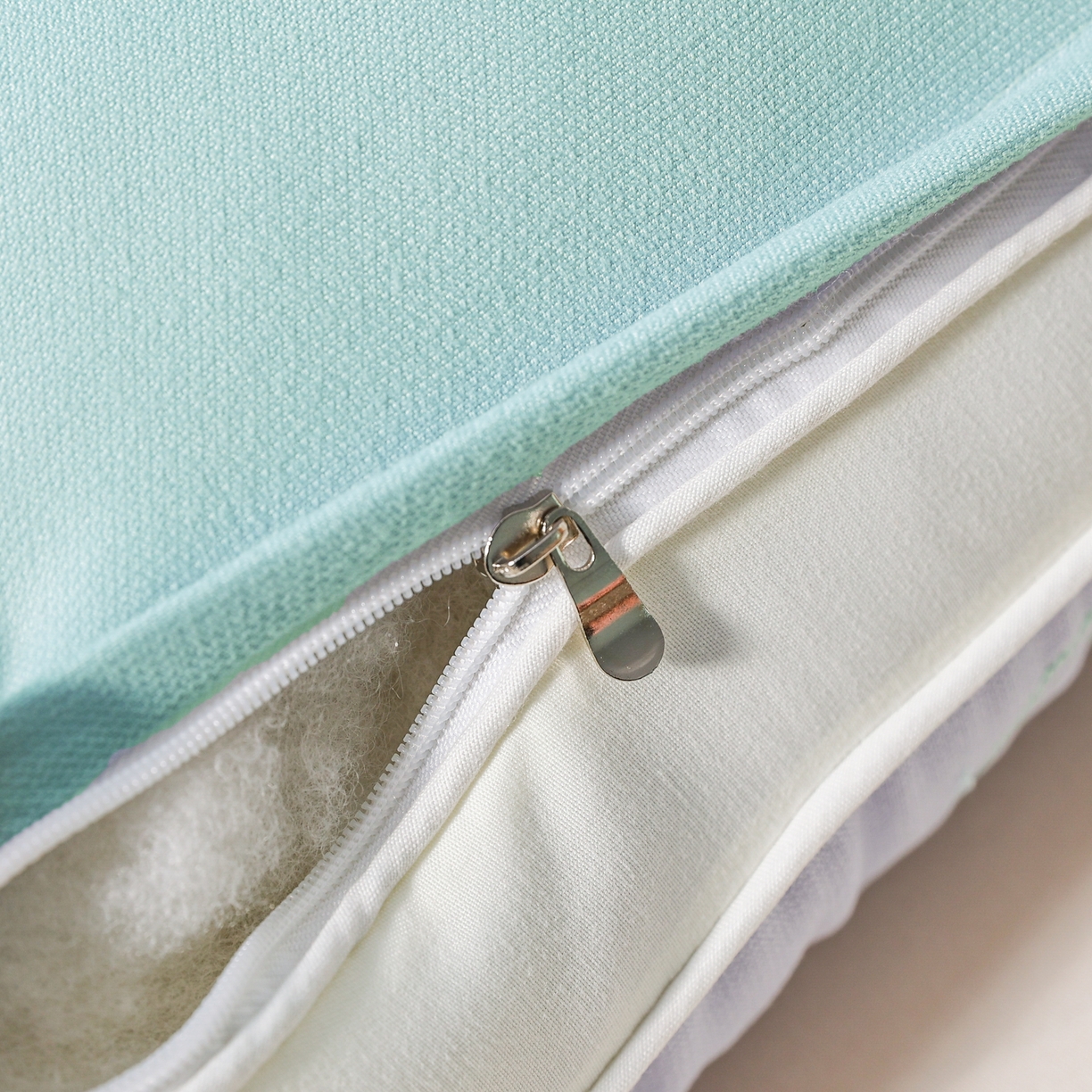 91家纺网 家纺一手货源 找家纺 橘夏家纺 2025新款刺绣款超柔软枕头枕芯家用单个成人护颈椎助深度睡眠枕头枕芯 薄荷绿 48x74cm/只