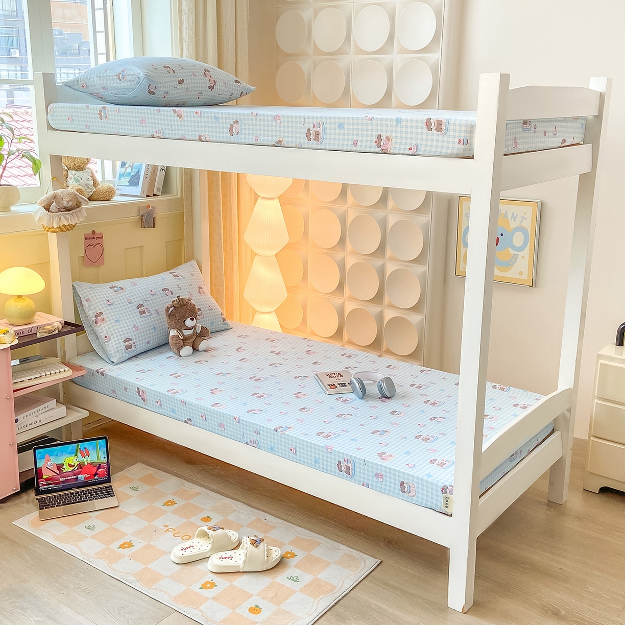 91家纺网 家纺一手货源 找家纺 眠势力 2025新款双层纱学生三件套宿舍上下铺套件ins奶油风云感四件套 淘气狗