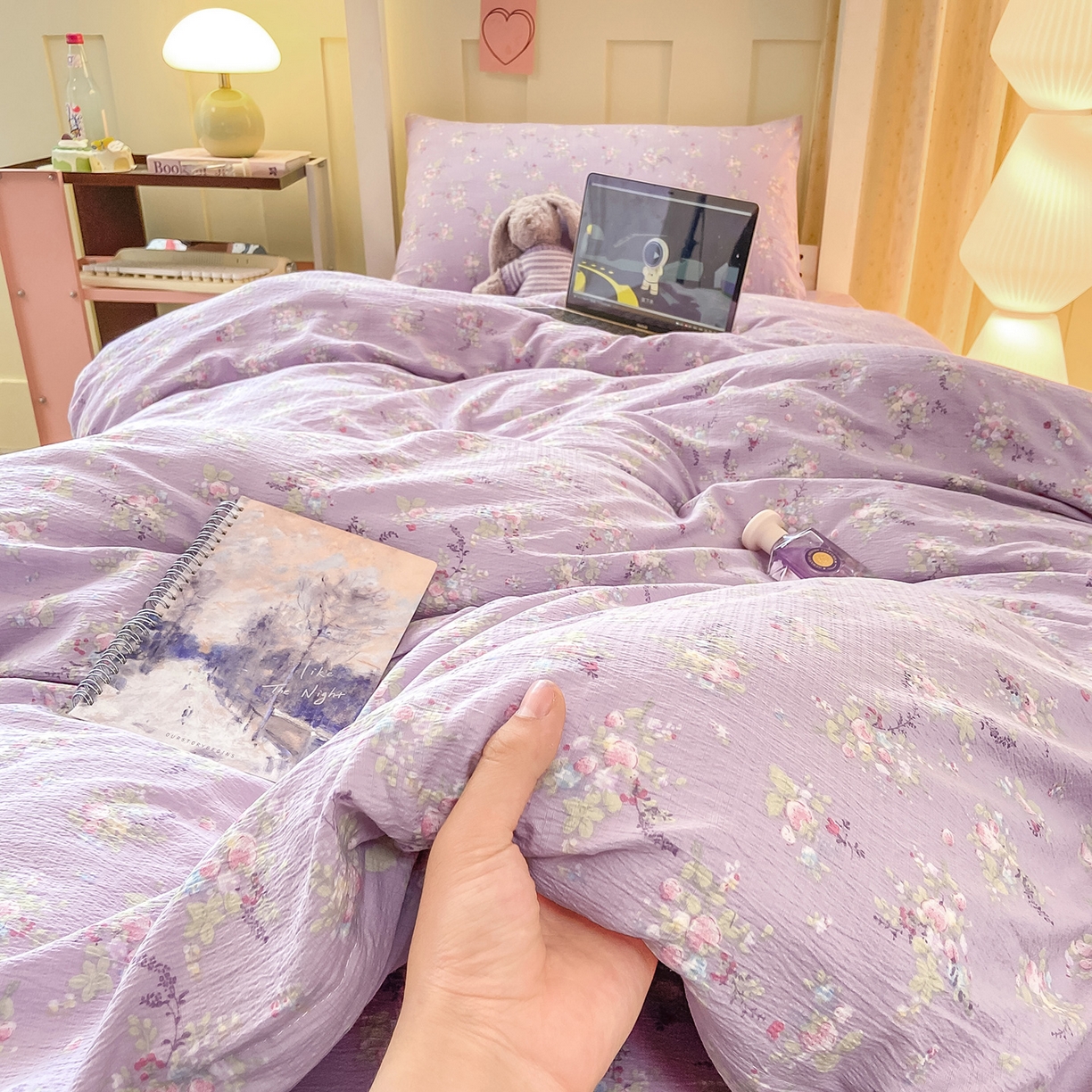 91家纺网 家纺一手货源 找家纺 眠势力 2025新款双层纱学生三件套宿舍上下铺套件ins奶油风云感四件套 紫色花海