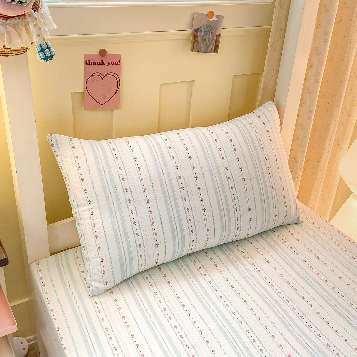 91家纺网 家纺一手货源 找家纺 眠势力 2025新款双层纱学生三件套宿舍上下铺套件ins奶油风云感四件套 一路生花