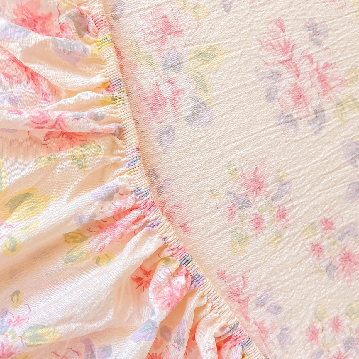 91家纺网 家纺一手货源 找家纺 眠势力 2025新款双层纱学生三件套宿舍上下铺套件ins奶油风云感四件套 粉调花海