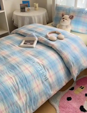 91家纺网 家纺一手货源 找家纺 丽涵家纺 2025新款色织水洗棉刺绣学生三件套 梦想-兰