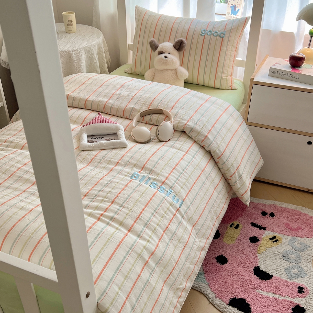 91家纺网 家纺一手货源 找家纺 丽涵家纺 2025新款色织水洗棉刺绣学生三件套 韵律-绿