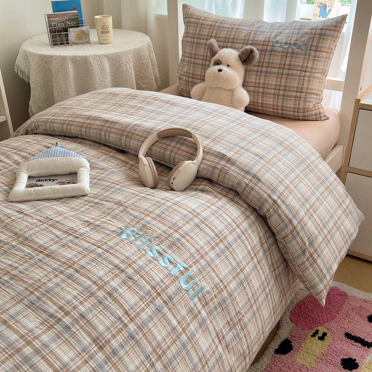 91家纺网 家纺一手货源 找家纺 丽涵家纺 2025新款色织水洗棉刺绣学生三件套 青春