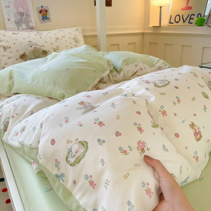 91家纺网 家纺一手货源 找家纺 吉象家纺 2025新款12868高支密全棉印花学生季三件套 蘑菇小兔