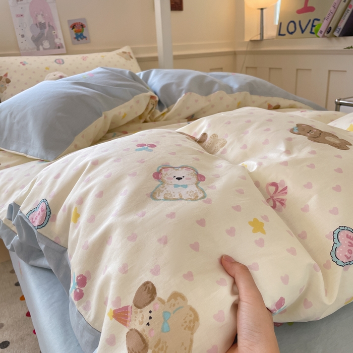 91家纺网 家纺一手货源 找家纺 吉象家纺 2025新款12868高支密全棉印花学生季三件套 奶油甜心熊