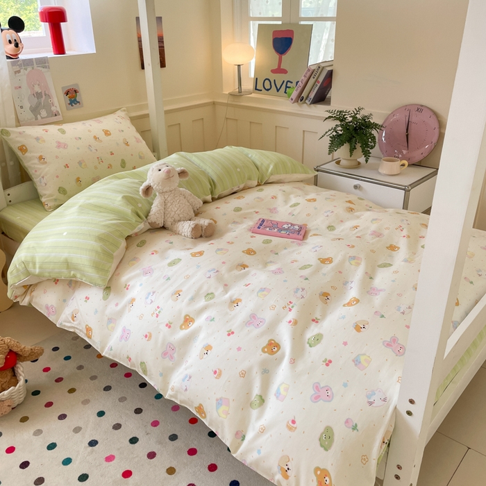 91家纺网 家纺一手货源 找家纺 吉象家纺 2025新款12868高支密全棉印花学生季三件套 彩色小萌宠