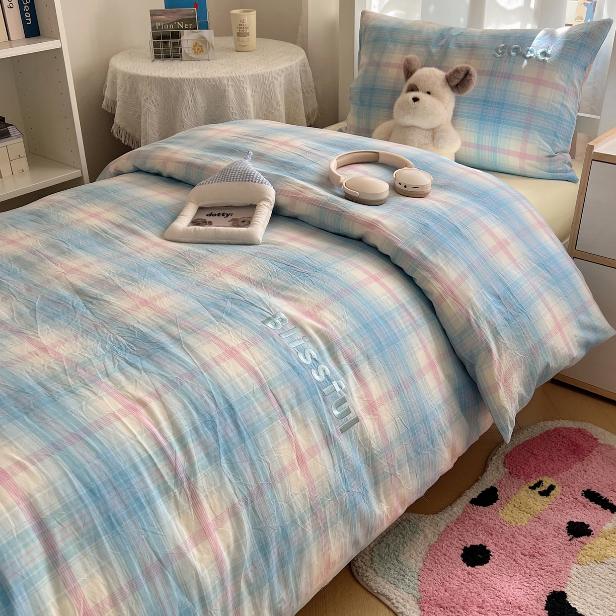 91家纺网 家纺一手货源 找家纺 丽涵家纺 2025新款色织水洗棉刺绣学生三件套 梦想-兰