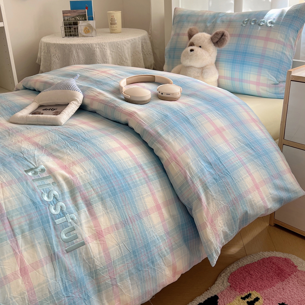 91家纺网 家纺一手货源 找家纺 丽涵家纺 2025新款色织水洗棉刺绣学生三件套 梦想-兰