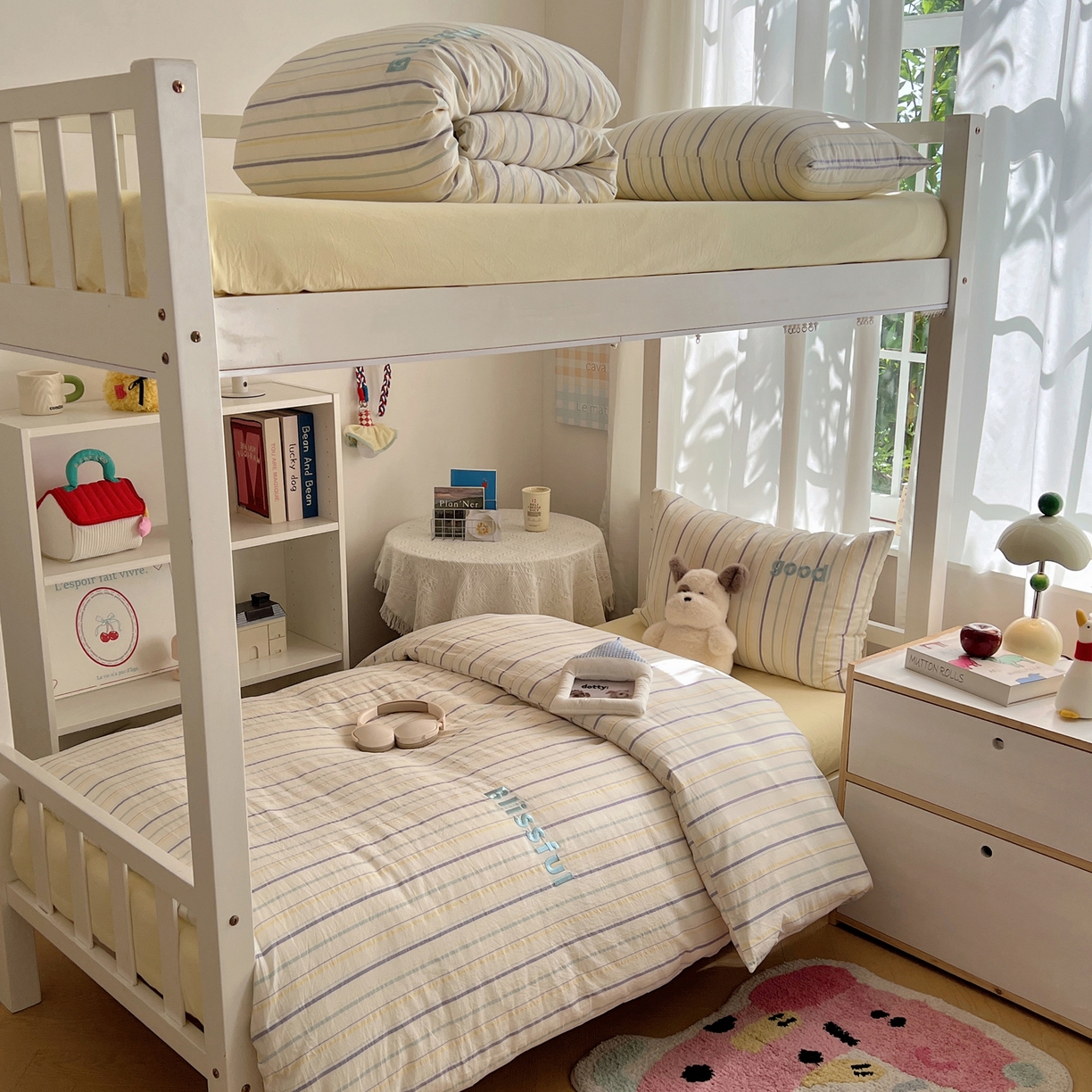 91家纺网 家纺一手货源 找家纺 丽涵家纺 2025新款色织水洗棉刺绣学生三件套 韵律-紫