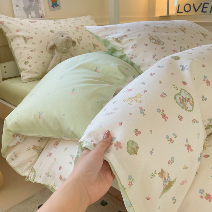 91家纺网 家纺一手货源 找家纺 吉象家纺 2025新款12868高支密全棉印花学生季三件套 蘑菇小兔