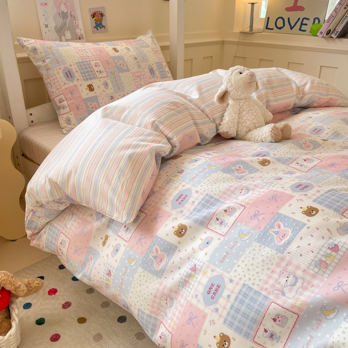 91家纺网 家纺一手货源 找家纺 吉象家纺 2025新款12868高支密全棉印花学生季三件套 甜心乐园