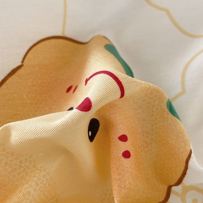 91家纺网 家纺一手货源 找家纺 吉象家纺 2025新款12868高支密全棉印花学生季三件套 瑞迪熊