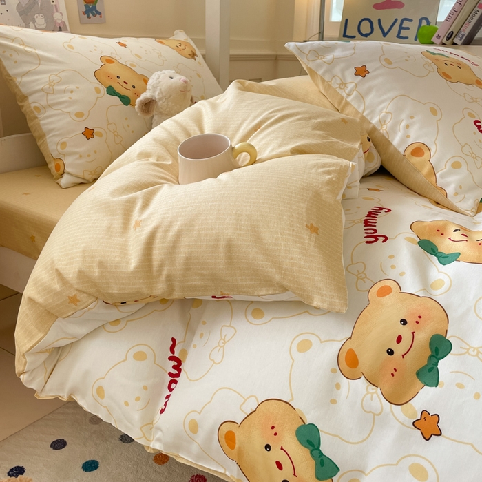 91家纺网 家纺一手货源 找家纺 吉象家纺 2025新款12868高支密全棉印花学生季三件套 瑞迪熊