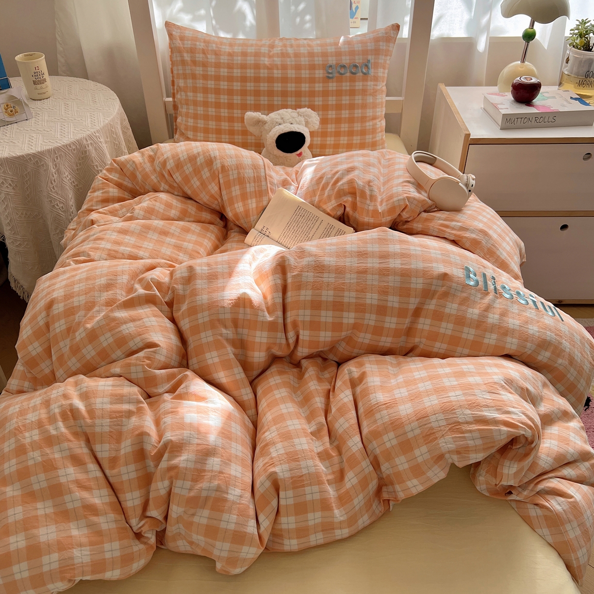 91家纺网 家纺一手货源 找家纺 丽涵家纺 2025新款色织水洗棉刺绣学生三件套 尚格-橘